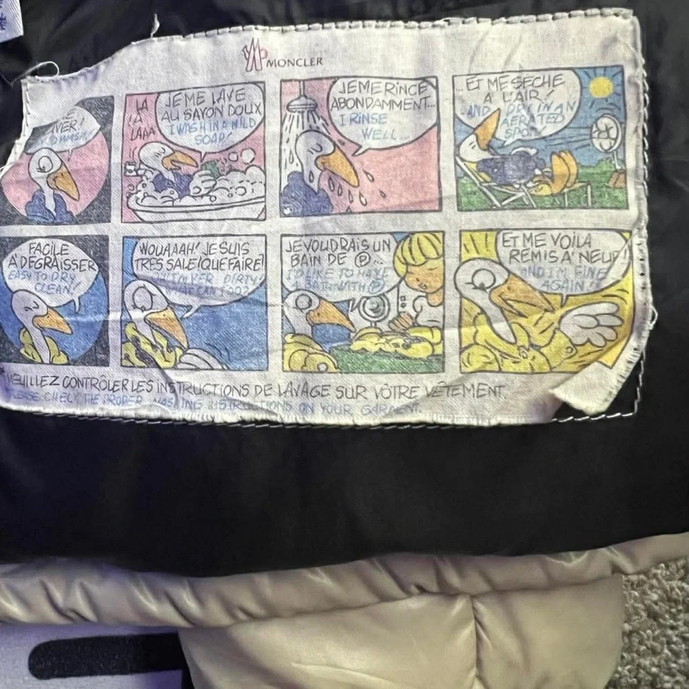 Moncler Puffer Jacket - Picture 5 of 9